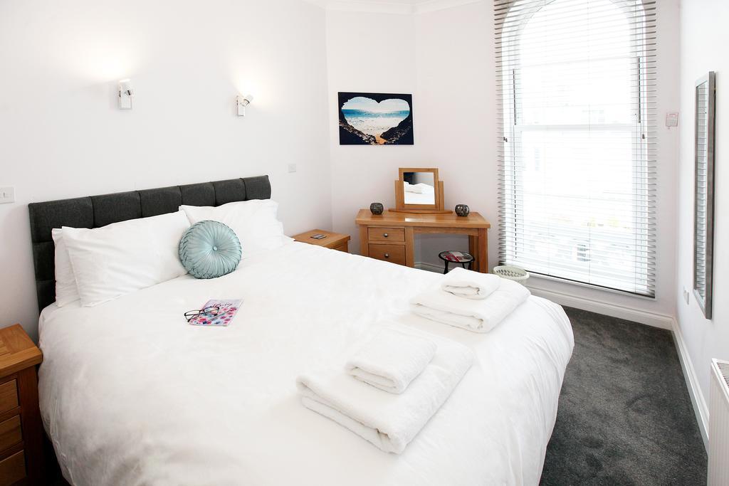 Austens Apartments Torquay Luaran gambar