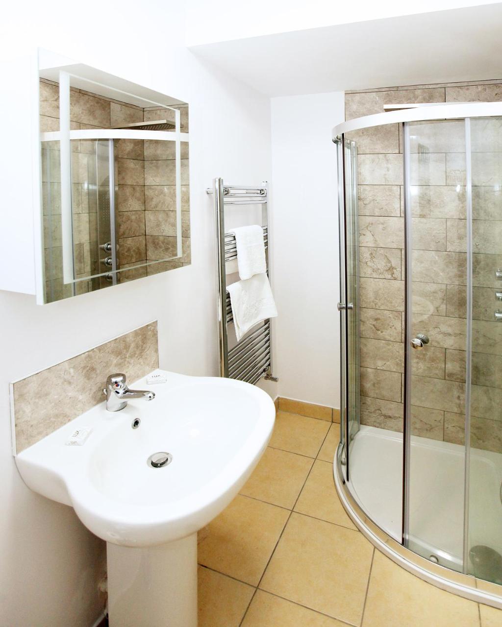 Austens Apartments Torquay Luaran gambar