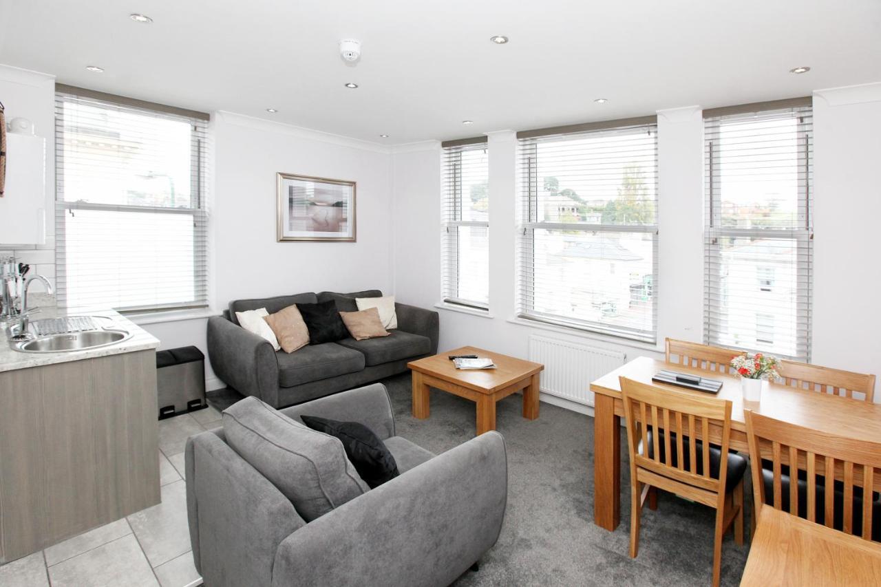 Austens Apartments Torquay Luaran gambar
